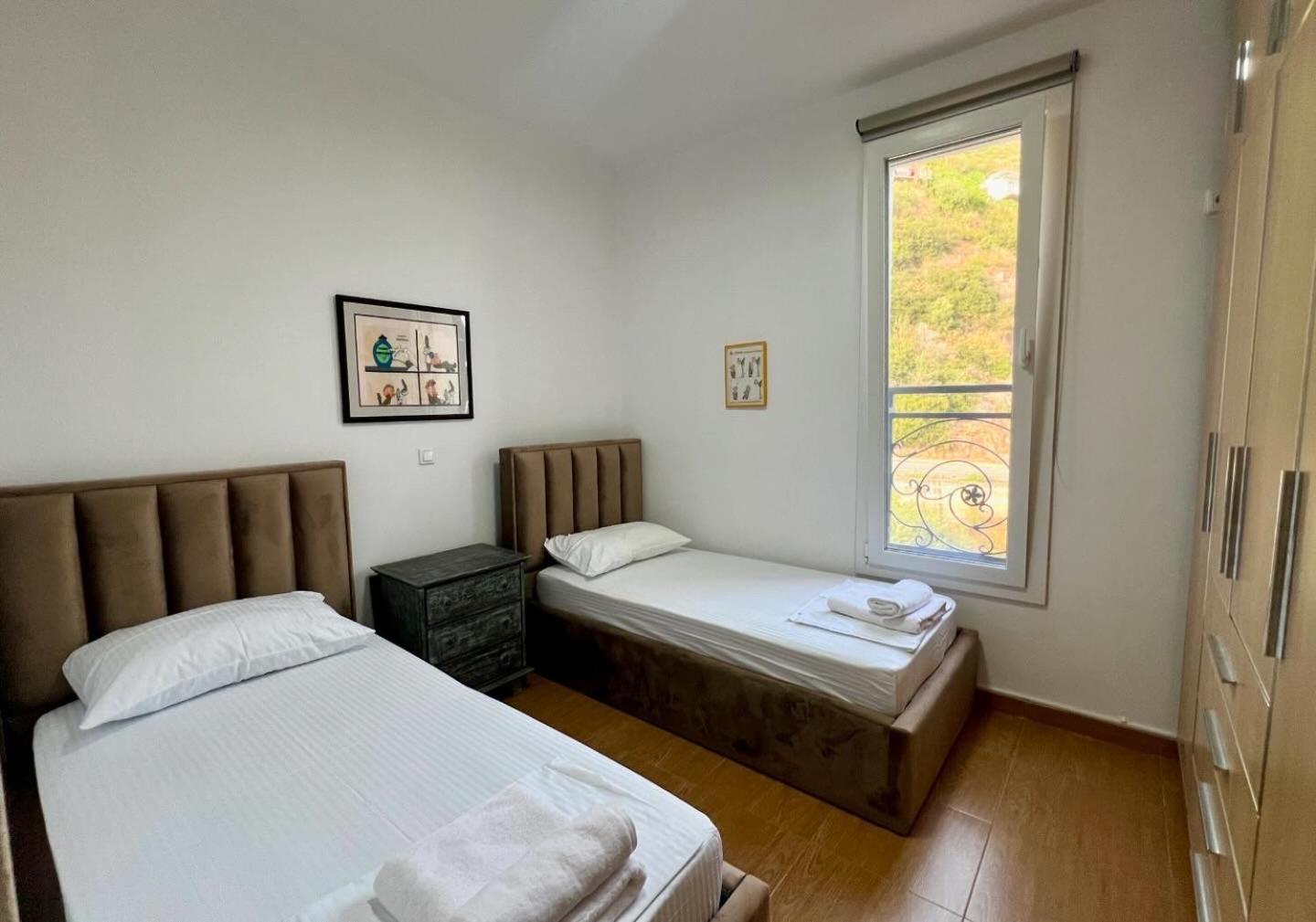 Vila Elezi Piqeras Borsh Exteriér fotografie