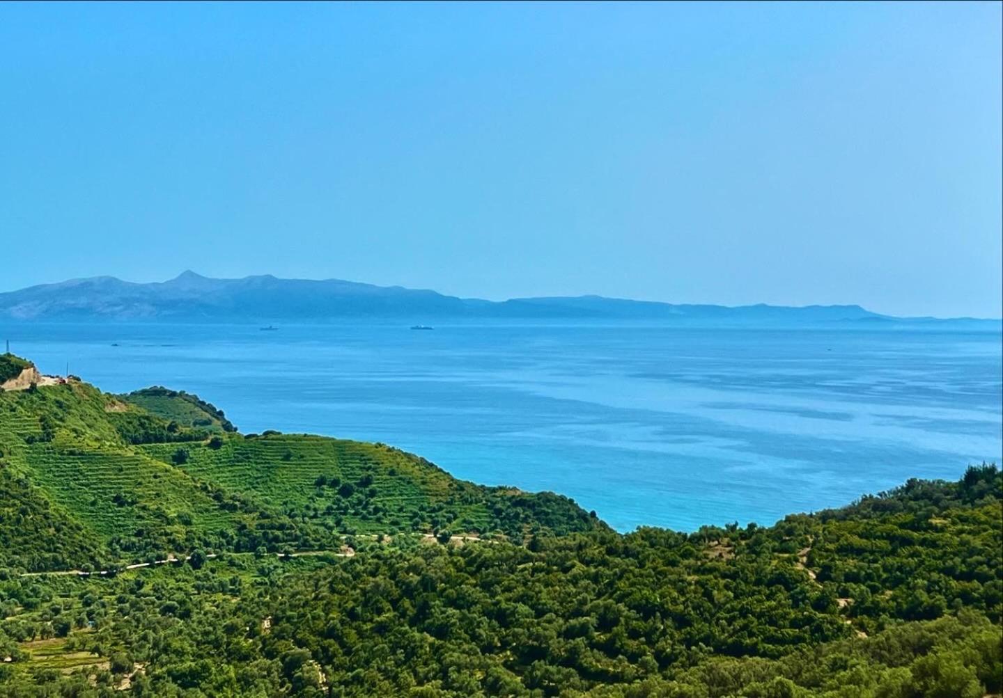 Vila Elezi Piqeras Borsh Exteriér fotografie