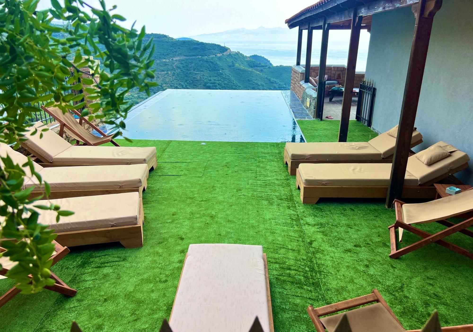 Vila Elezi Piqeras Borsh Exteriér fotografie