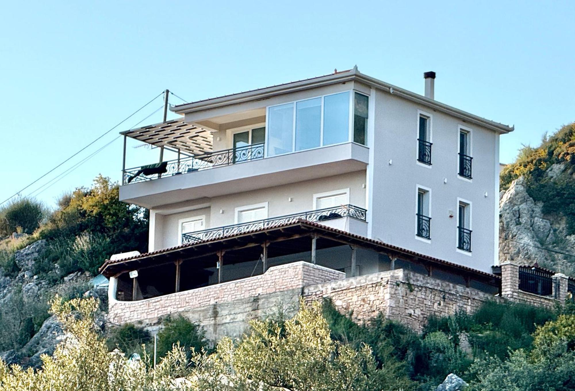 Vila Elezi Piqeras Borsh Exteriér fotografie