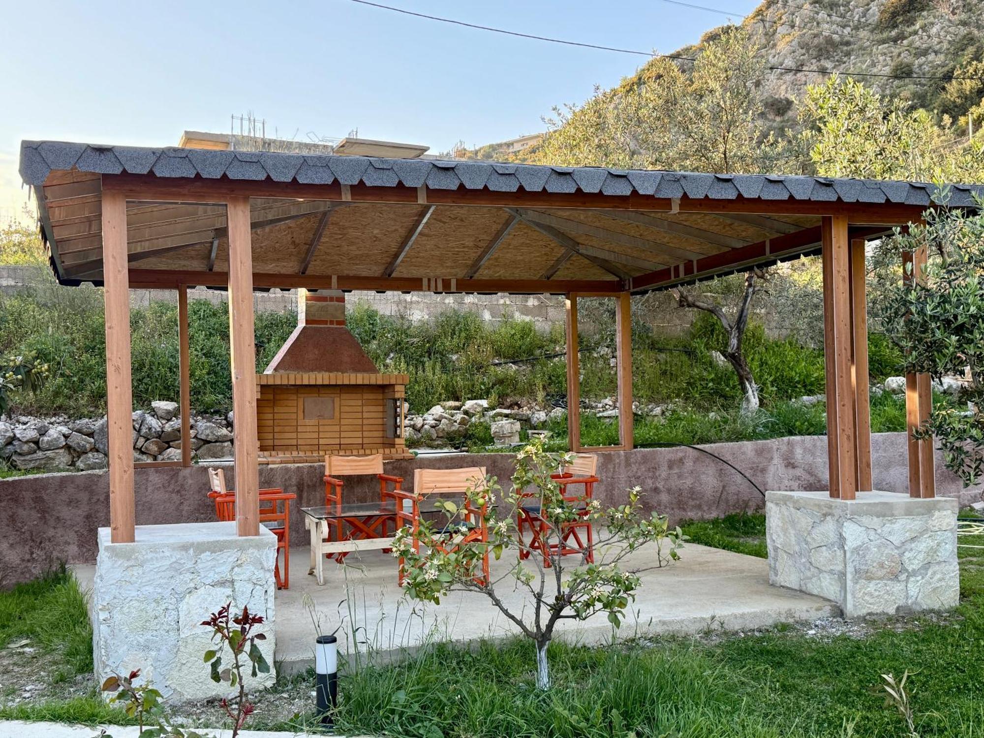 Vila Elezi Piqeras Borsh Exteriér fotografie